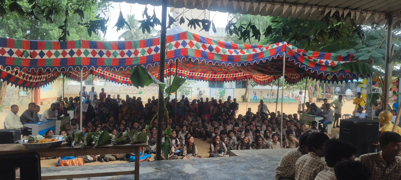 బుదరాయవలస జిల్లా పరిషత్ ఉన్నత పాఠశాలలో  పండుగ వాతావరణంలో మెగా పీటీఎం